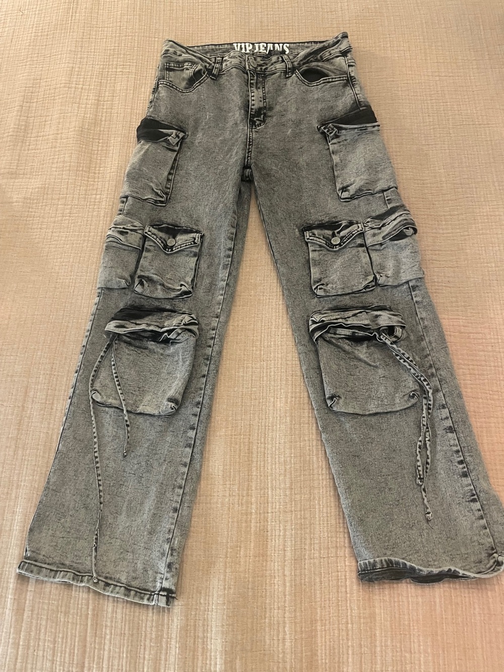 V.I.P. Jeans Black Acid Wash High Waisted‎ Flare Leg Cargo Jeans Size 13 31 - Picture 2 of 11